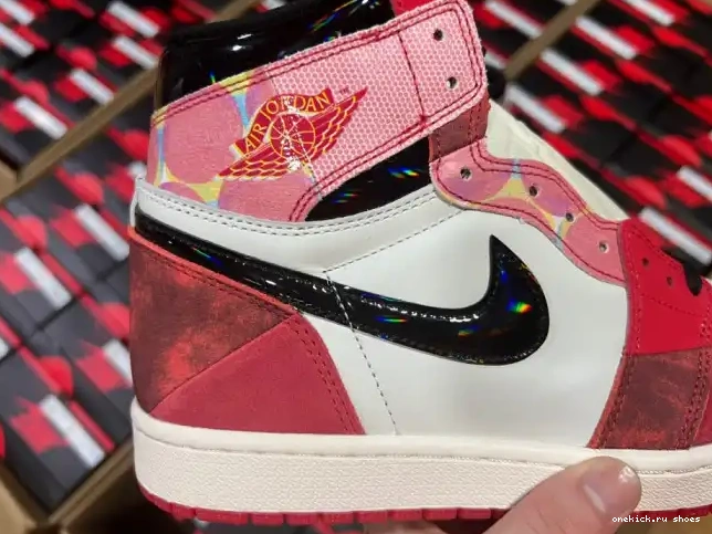 Rep DV1748-601 HIGH THE SPIDER-MAN ACROSS OG JORDAN 1 SPIDER-VERSE 0514